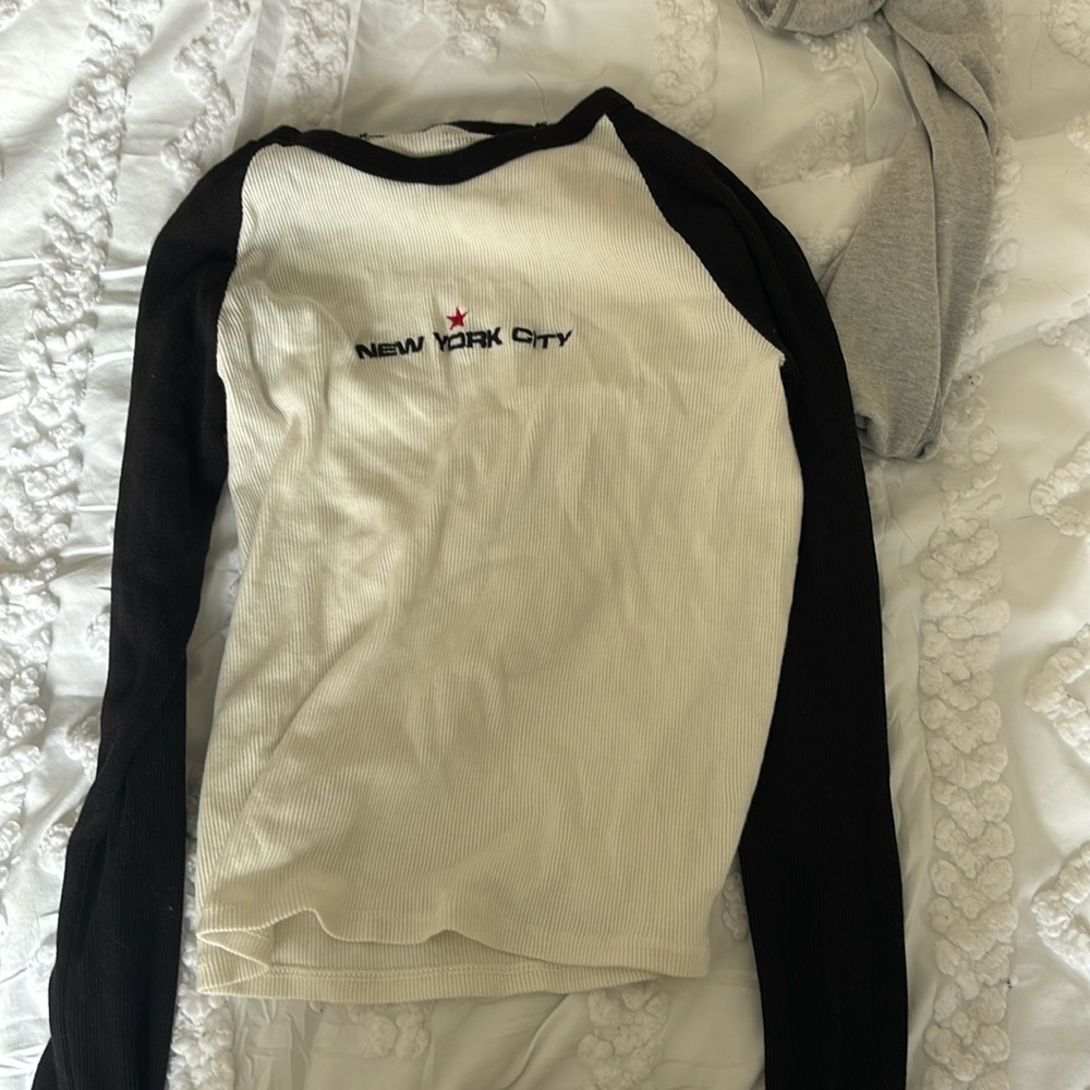 brandy Melville, long sleeve tea